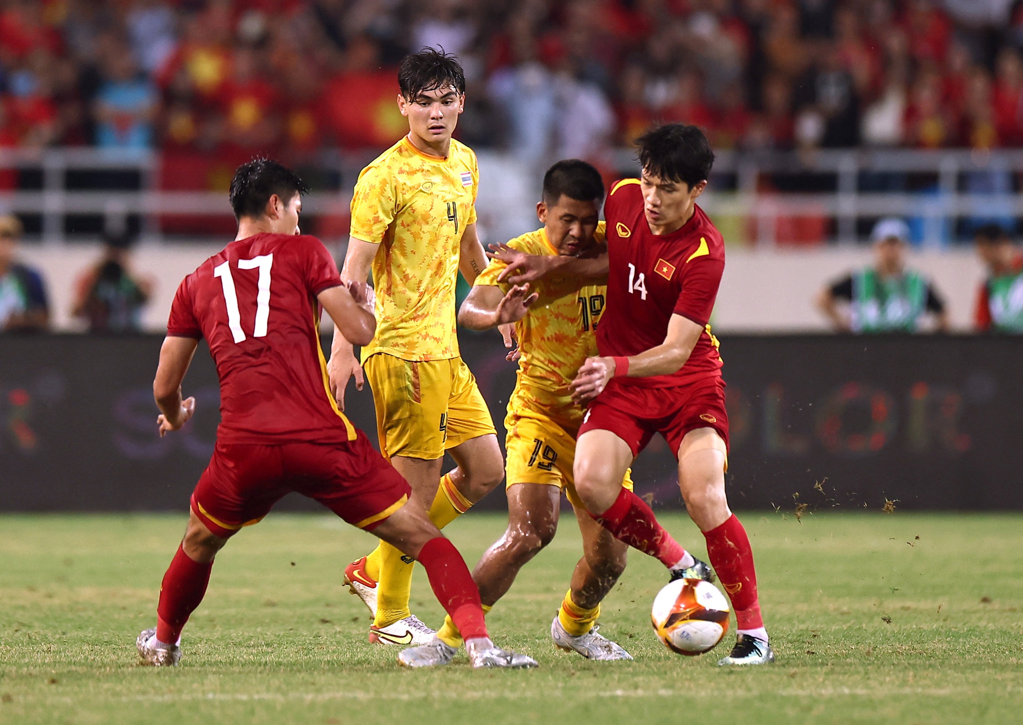 Chiều cao cầu thủ Việt Nam tại SEA Games 32
