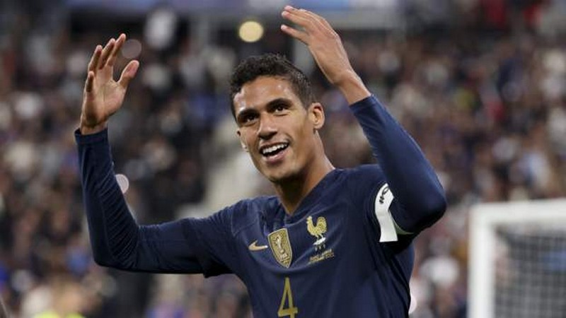 Và cả trung vệ thép Varane